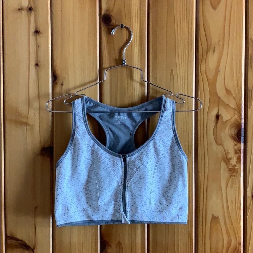 Sports bra